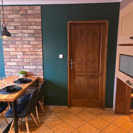 Gniazdko Czarodzieja Apartment *